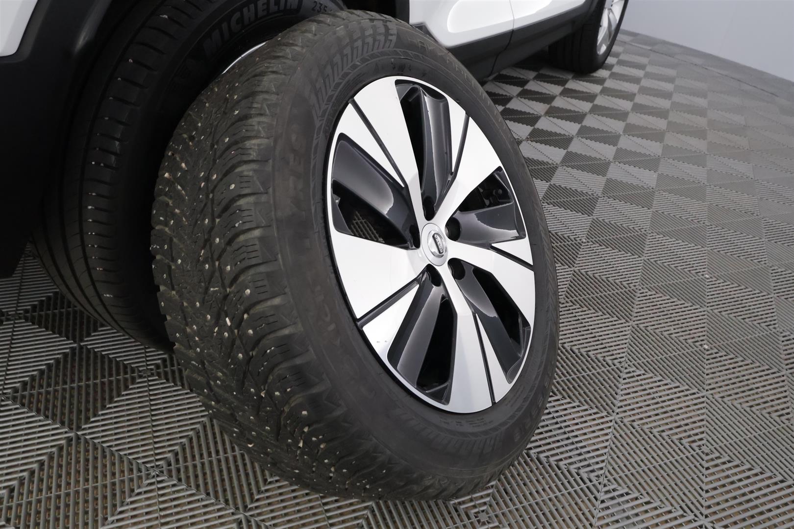 Volvo XC40 2021