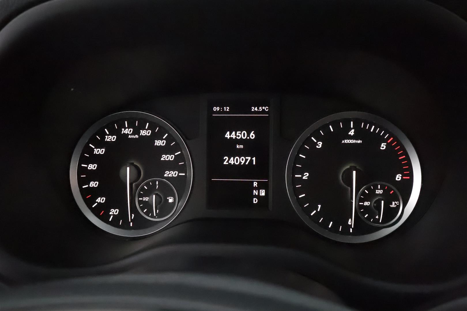 Mercedes-Benz Vito 2023