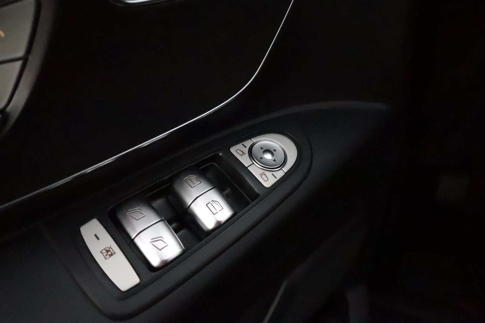 Mercedes-Benz Vito 2023