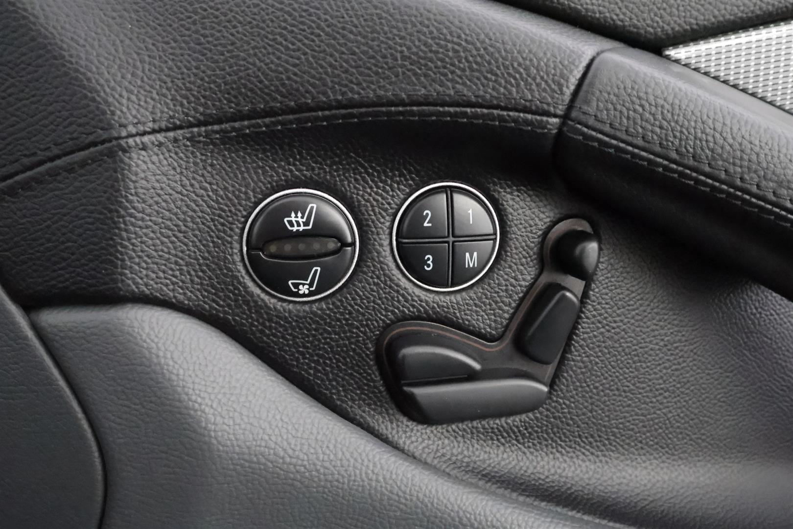 Mercedes-Benz SL 2003