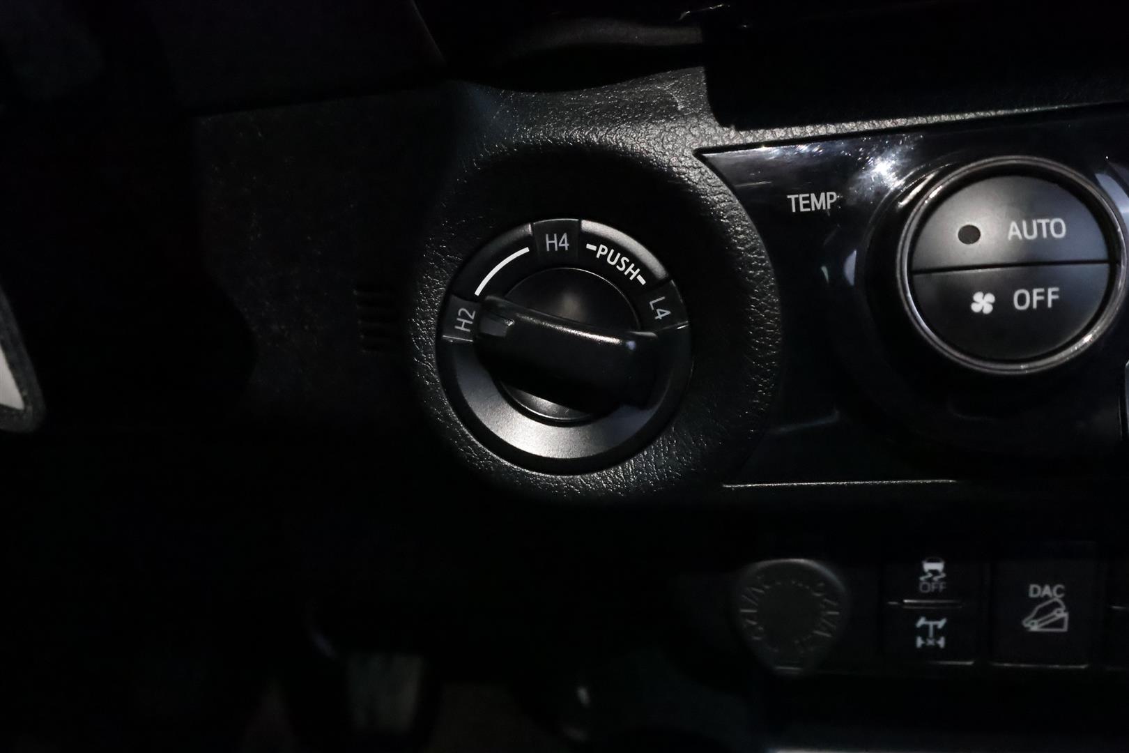 Toyota Hilux 2023