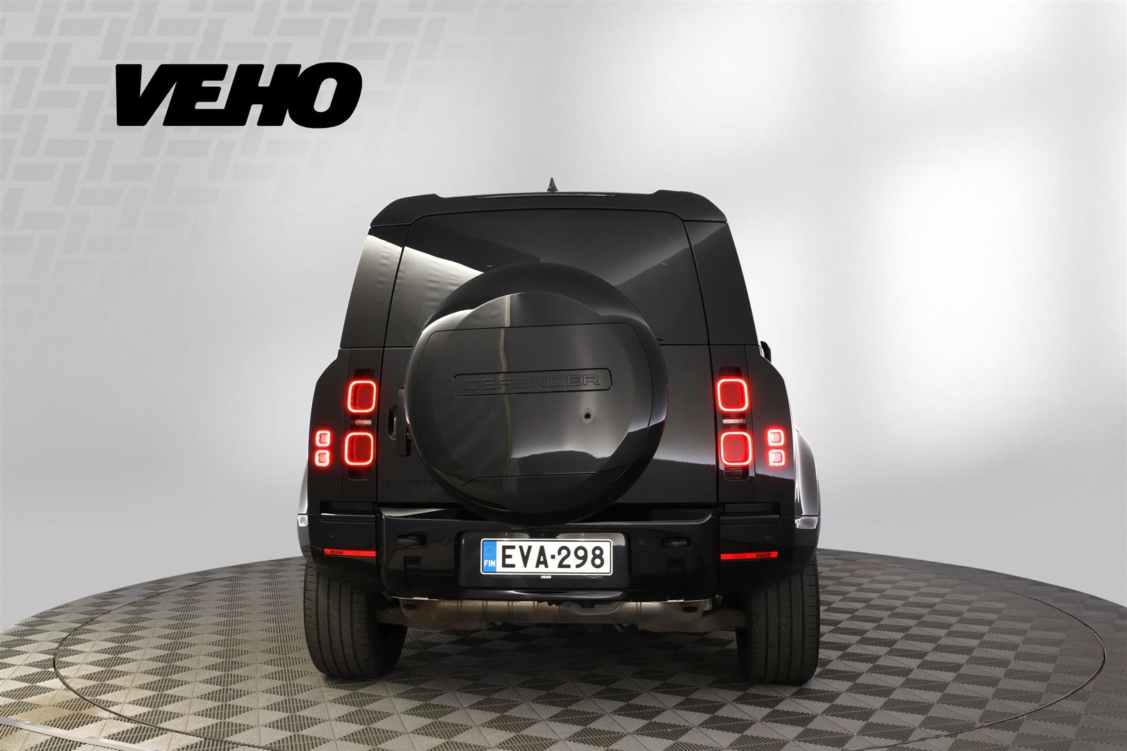 Land Rover Defender 2024