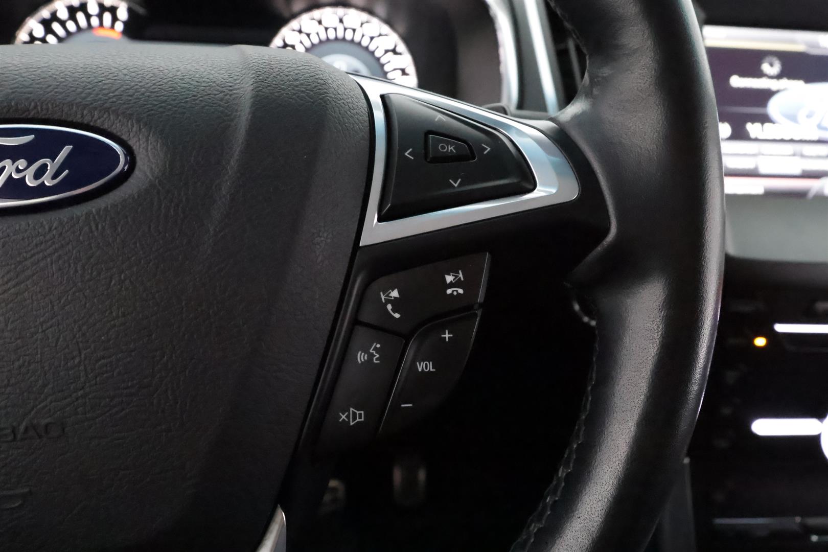 Ford Edge 2016