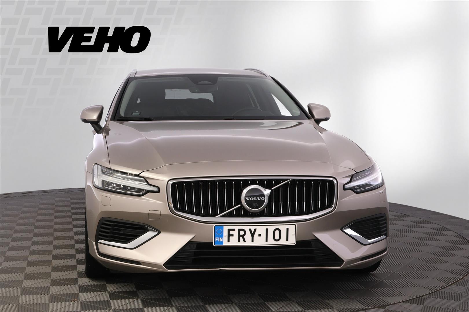 Volvo V60 2024