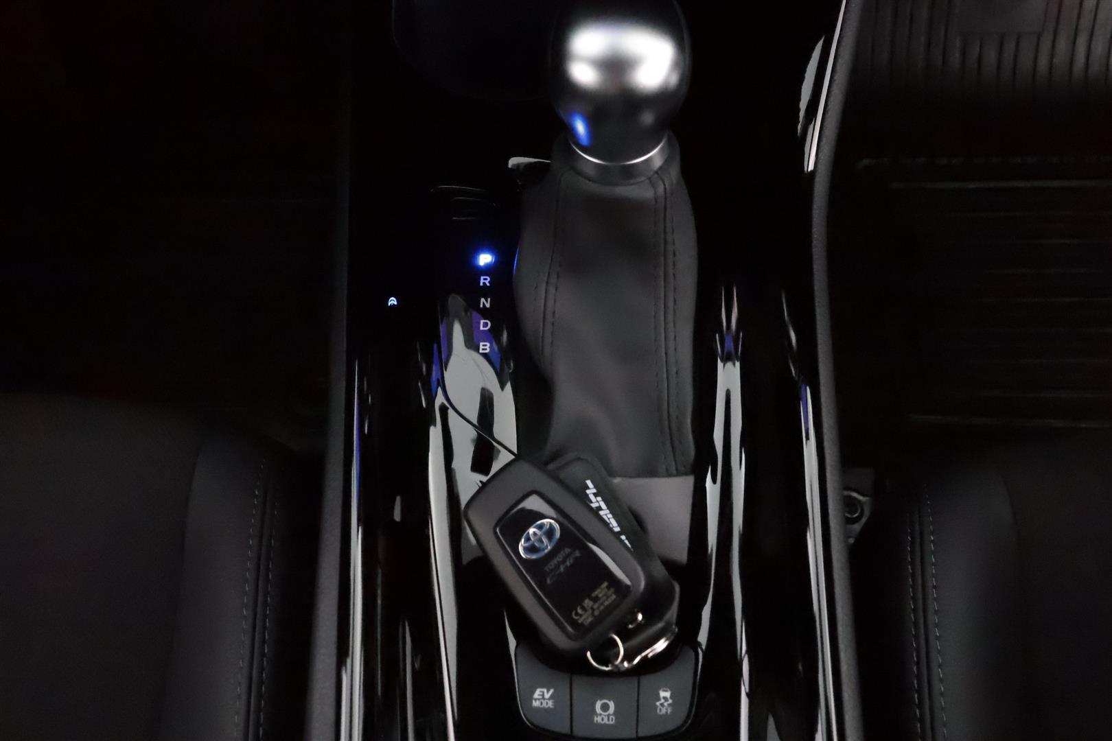 Toyota C-HR 2024