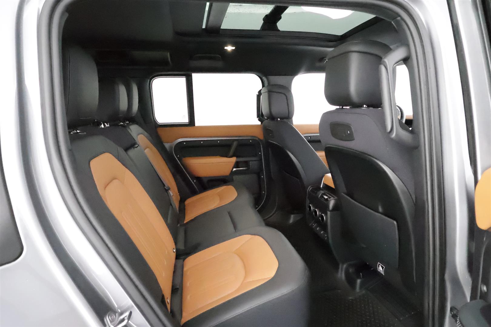 Land Rover Defender 2022