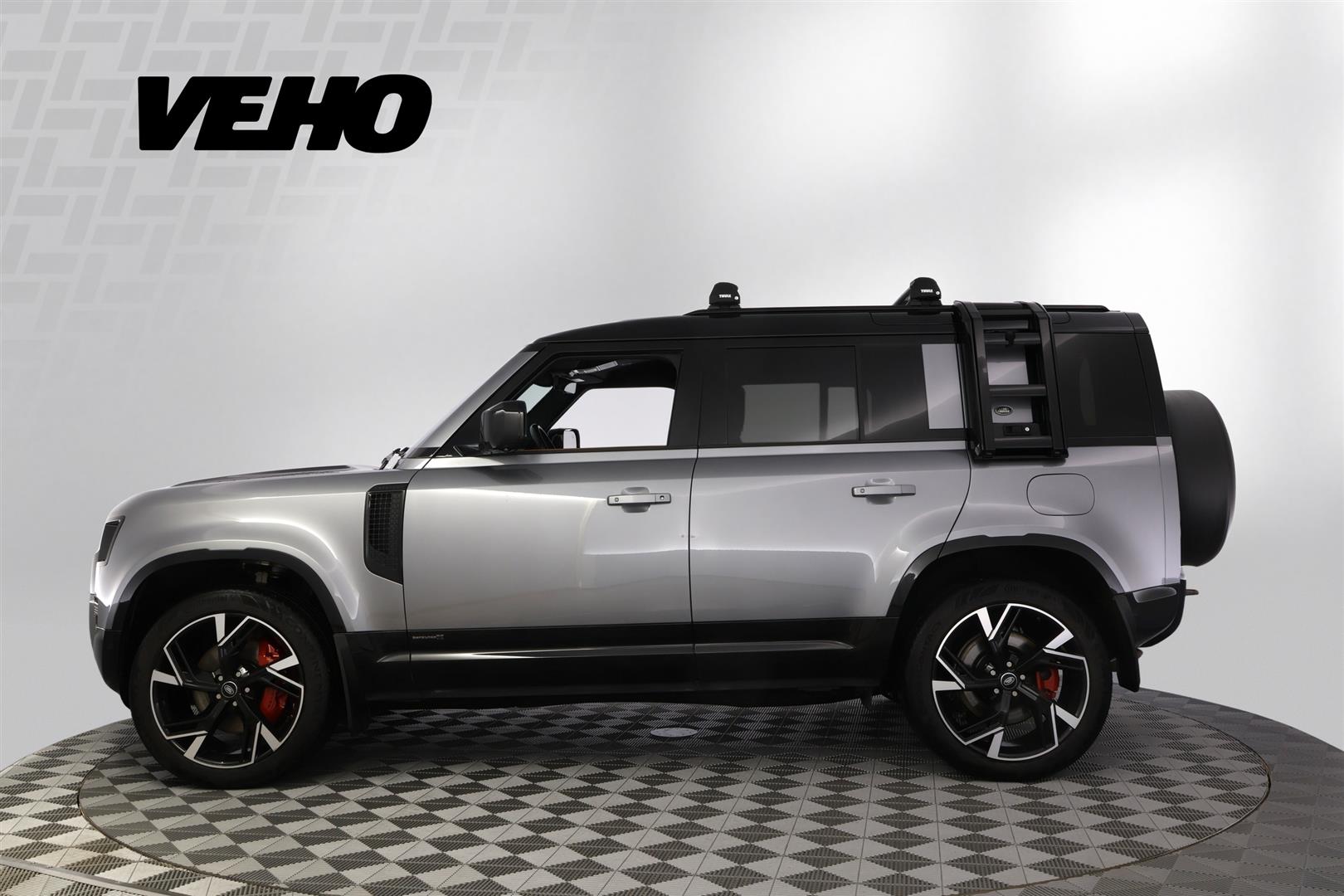 Land Rover Defender 2022