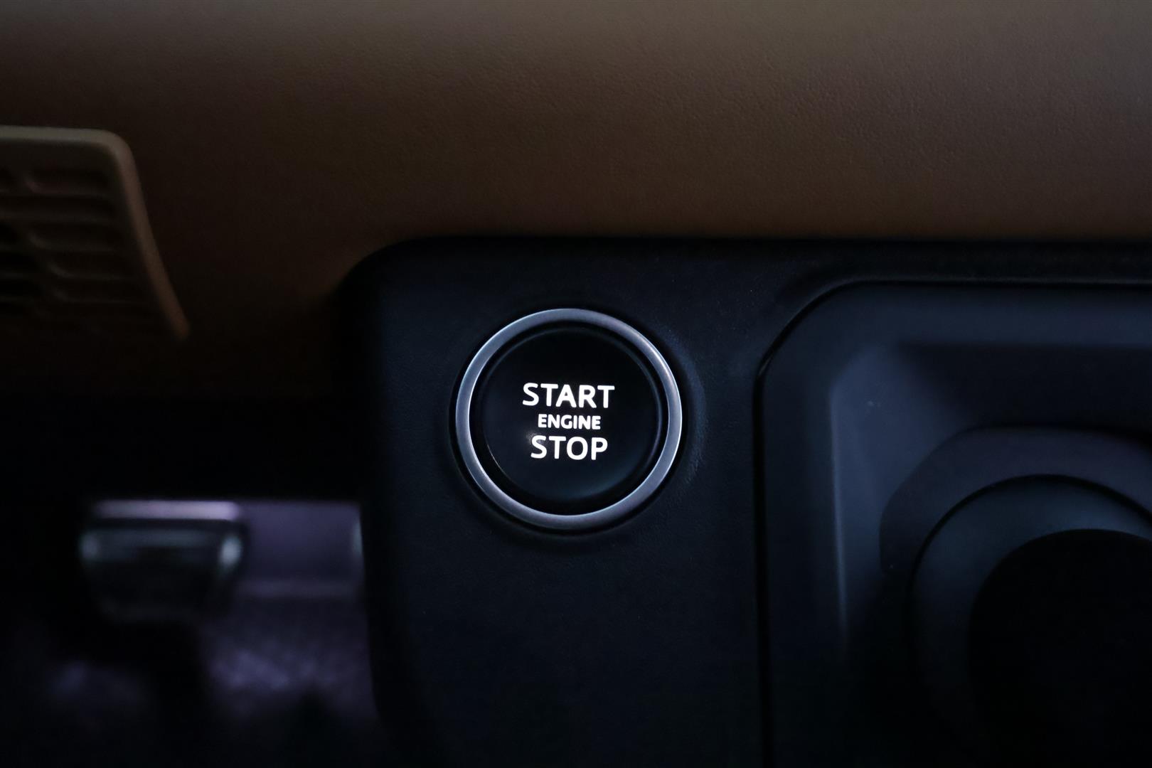 Land Rover Defender 2022