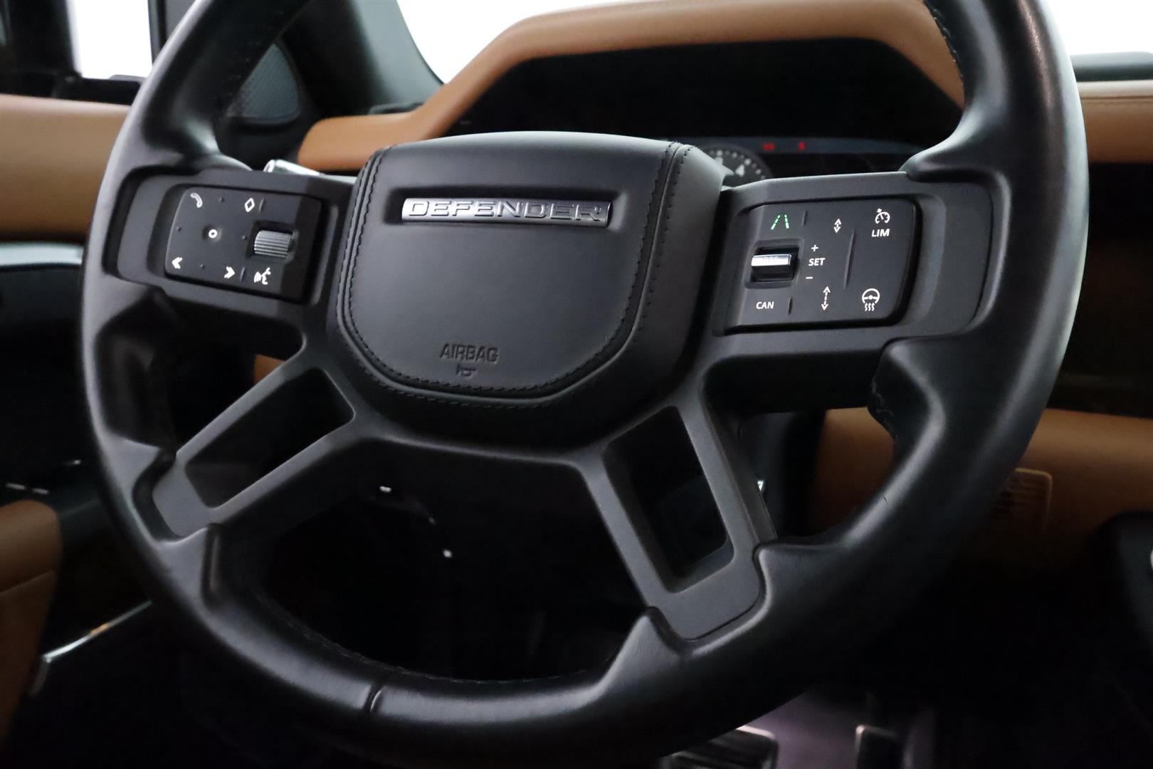 Land Rover Defender 2022