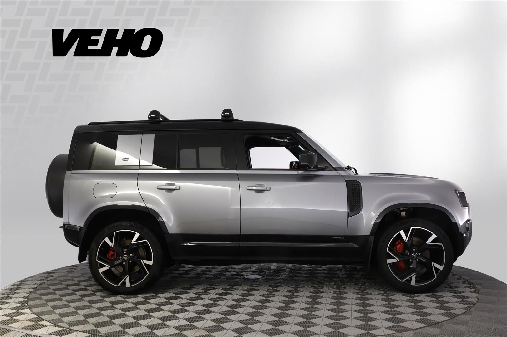 Land Rover Defender 2022