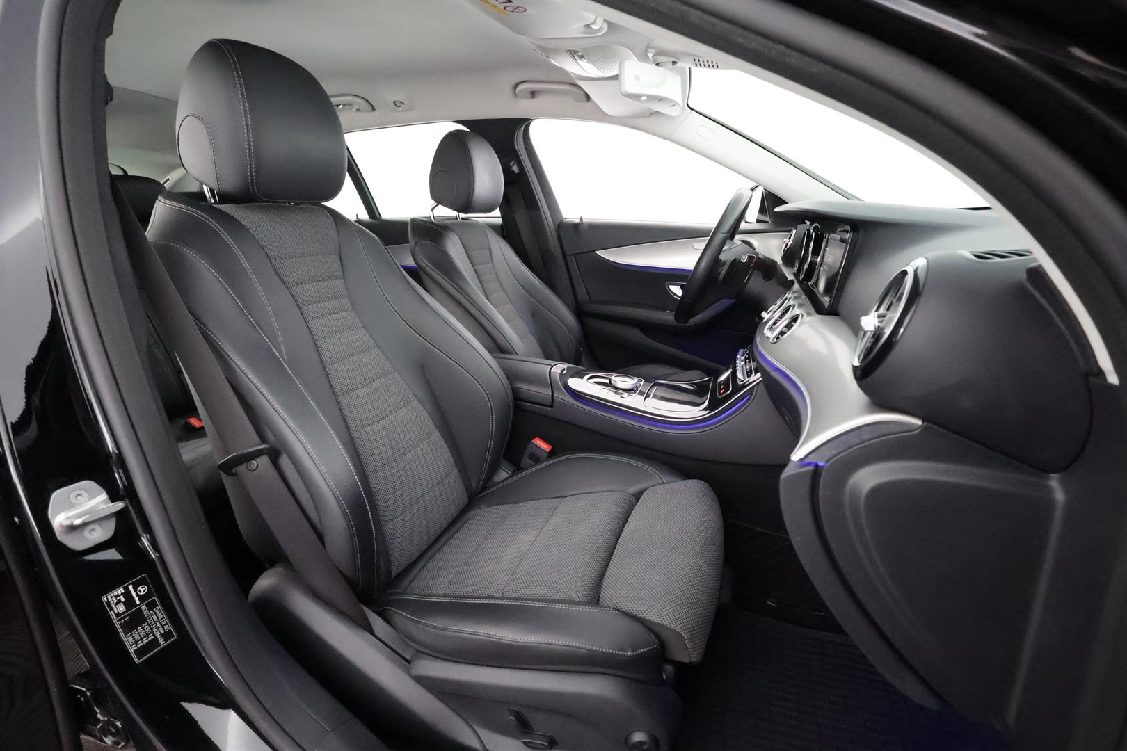 MERCEDES-BENZ E 2017