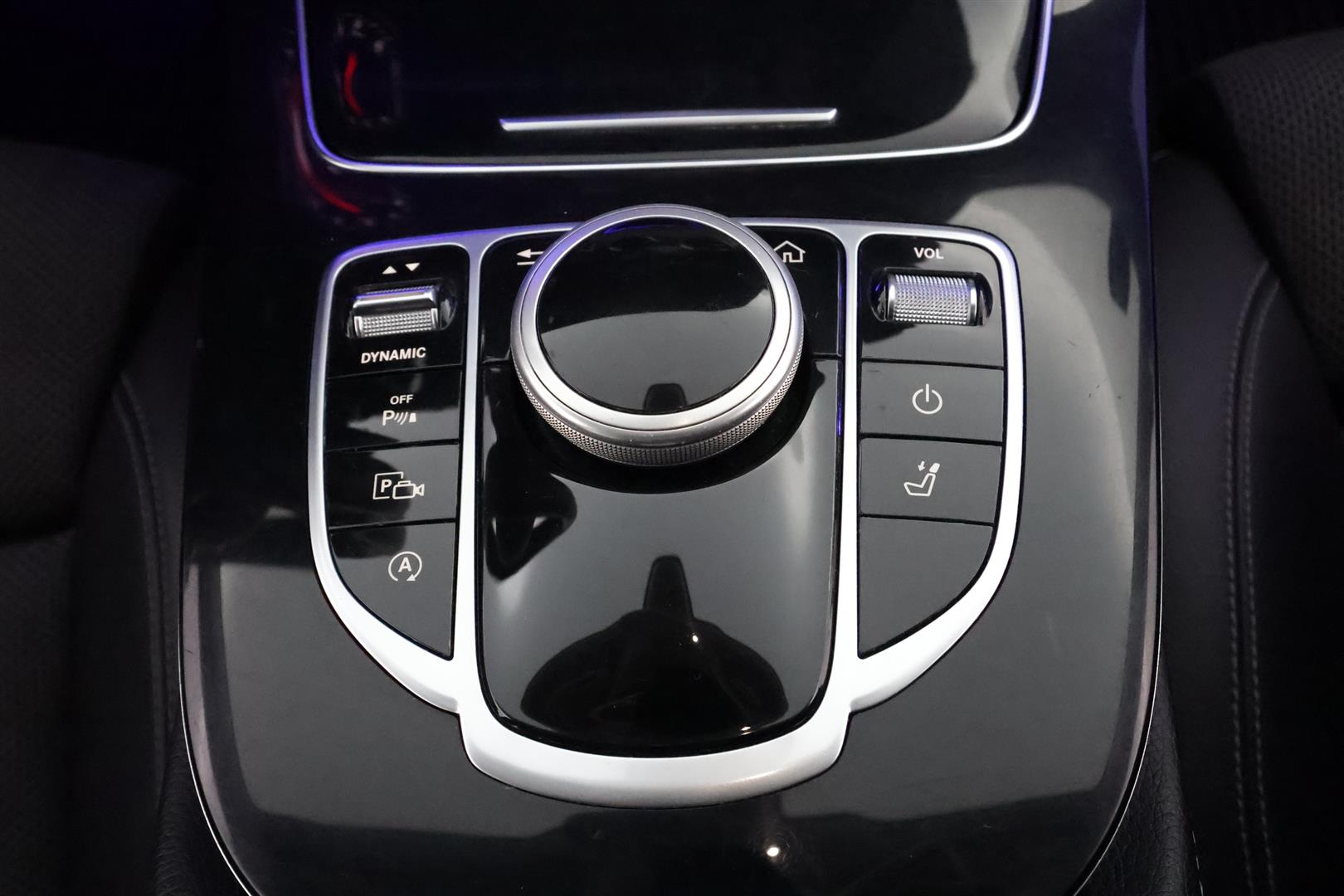 MERCEDES-BENZ E 2017