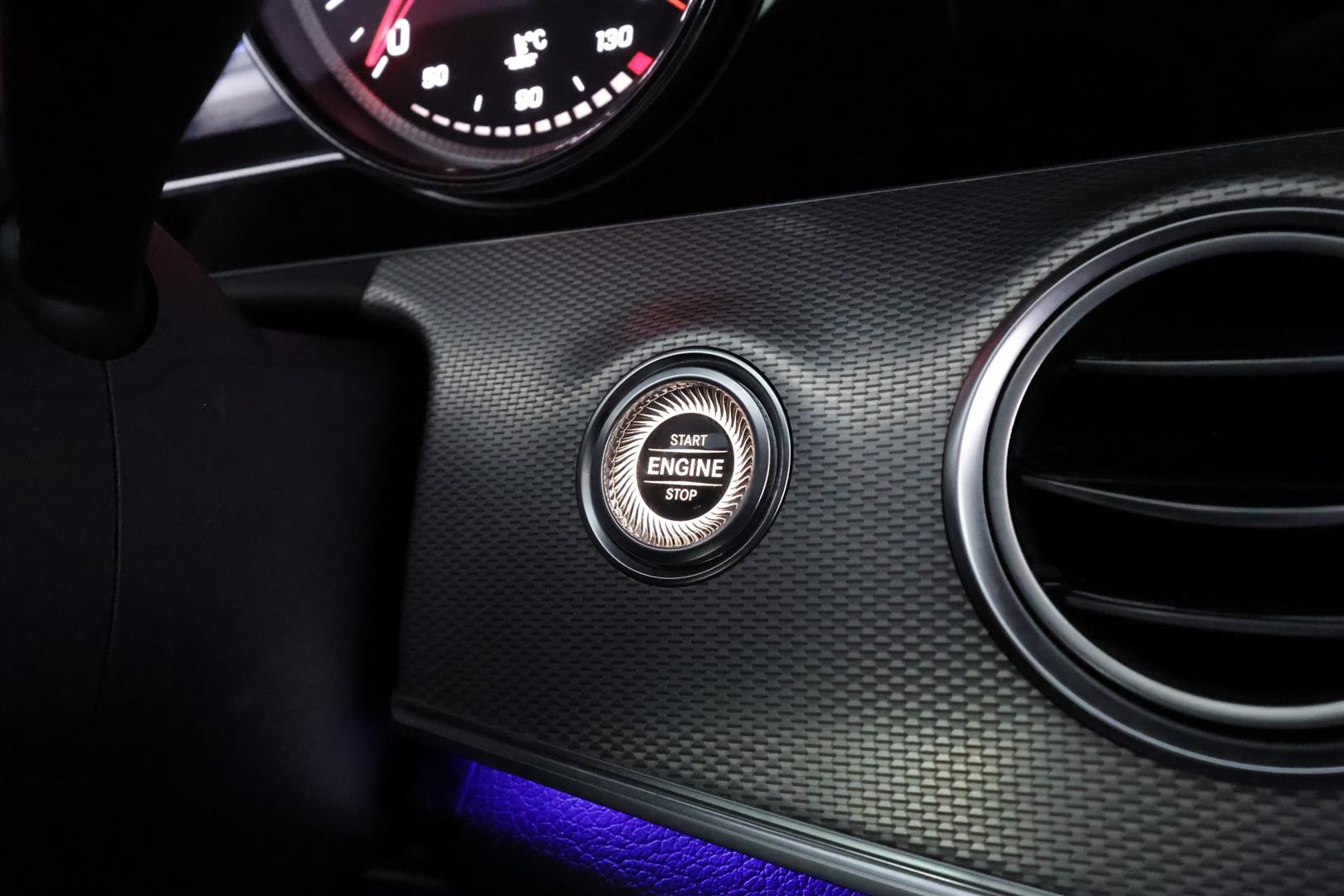 MERCEDES-BENZ E 2017