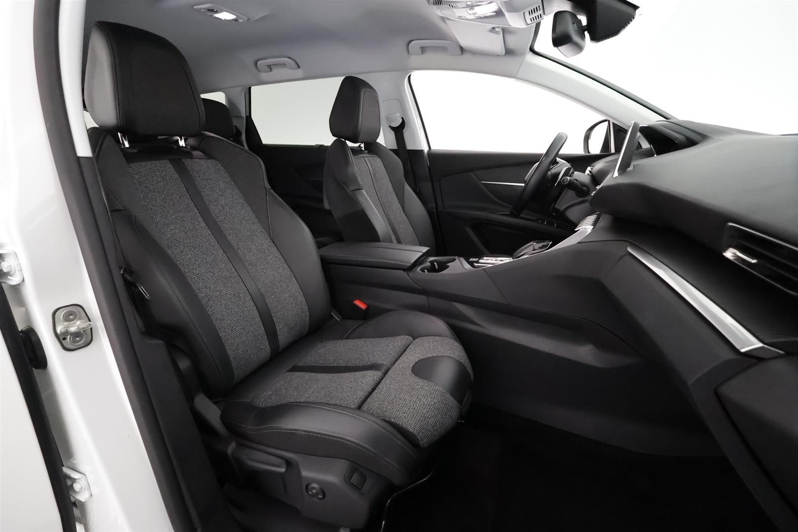 Peugeot 5008 2020