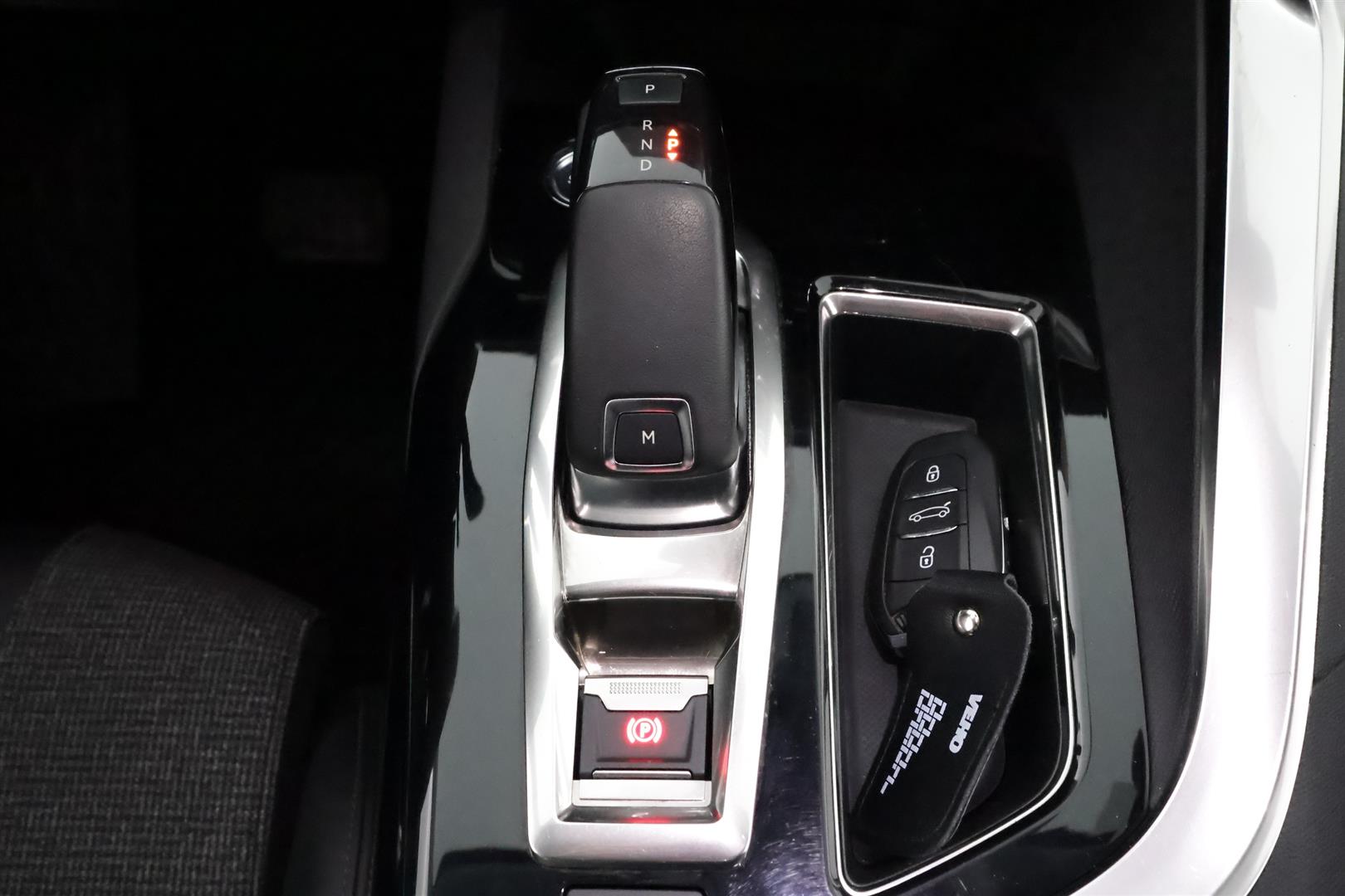 Peugeot 5008 2020