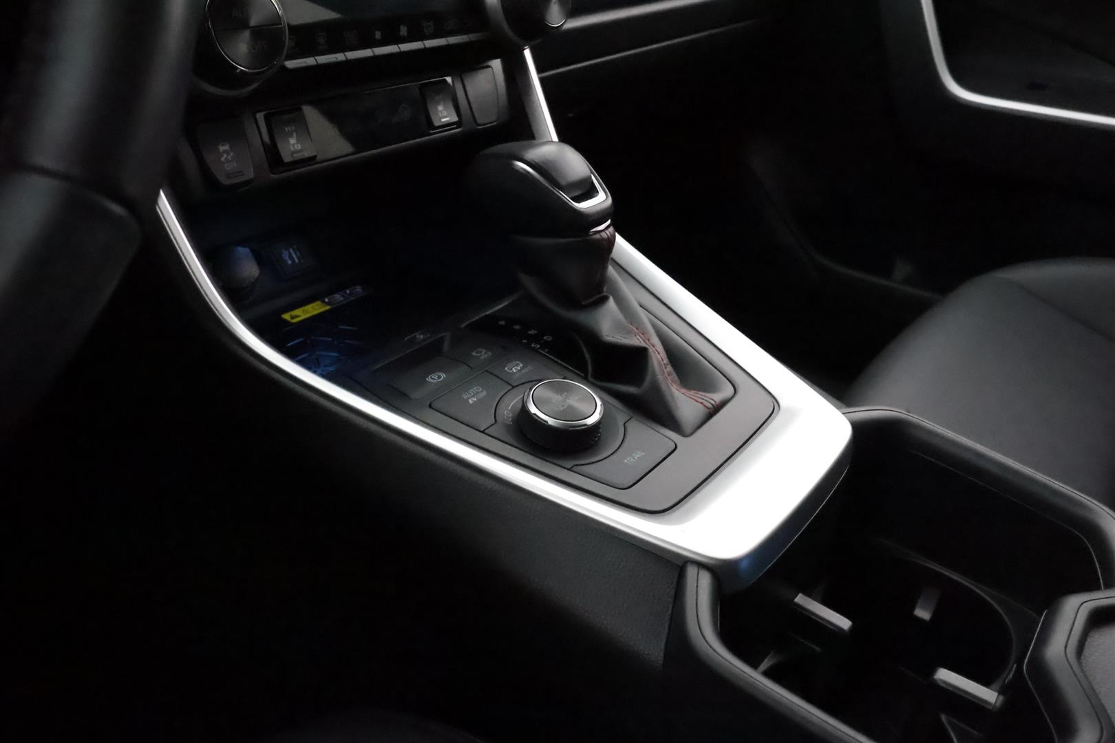 Toyota RAV4 Plug-in 2023