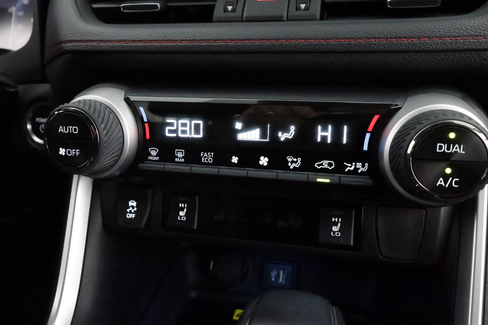 Toyota RAV4 Plug-in 2023