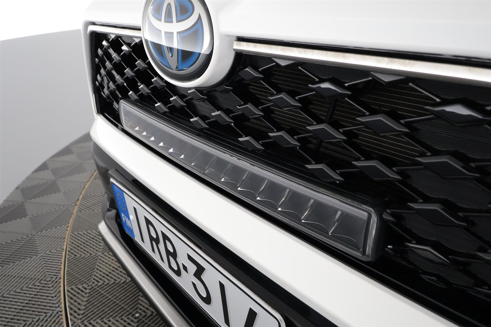 Toyota RAV4 Plug-in 2023