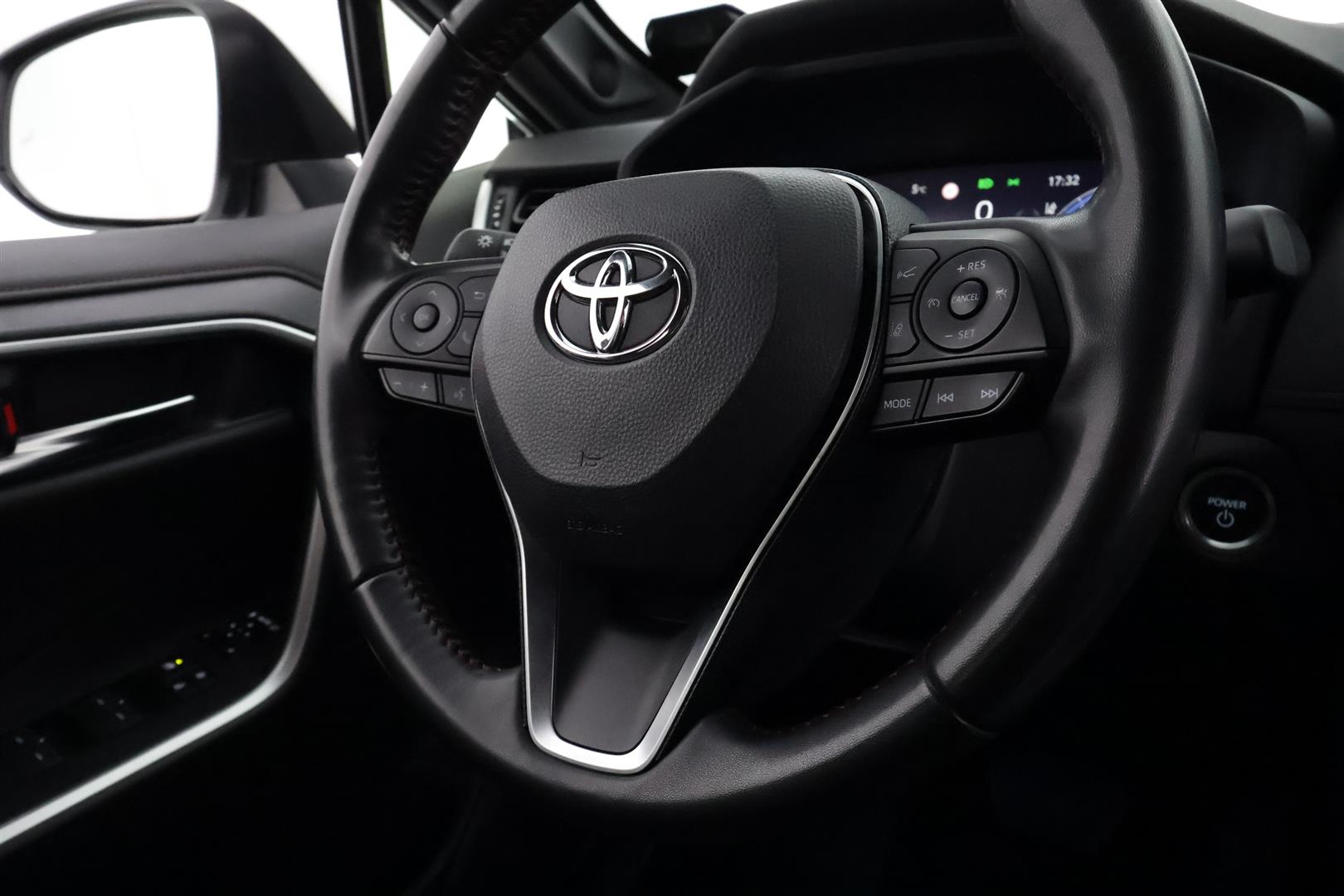 TOYOTA RAV4 Plug-in 2023