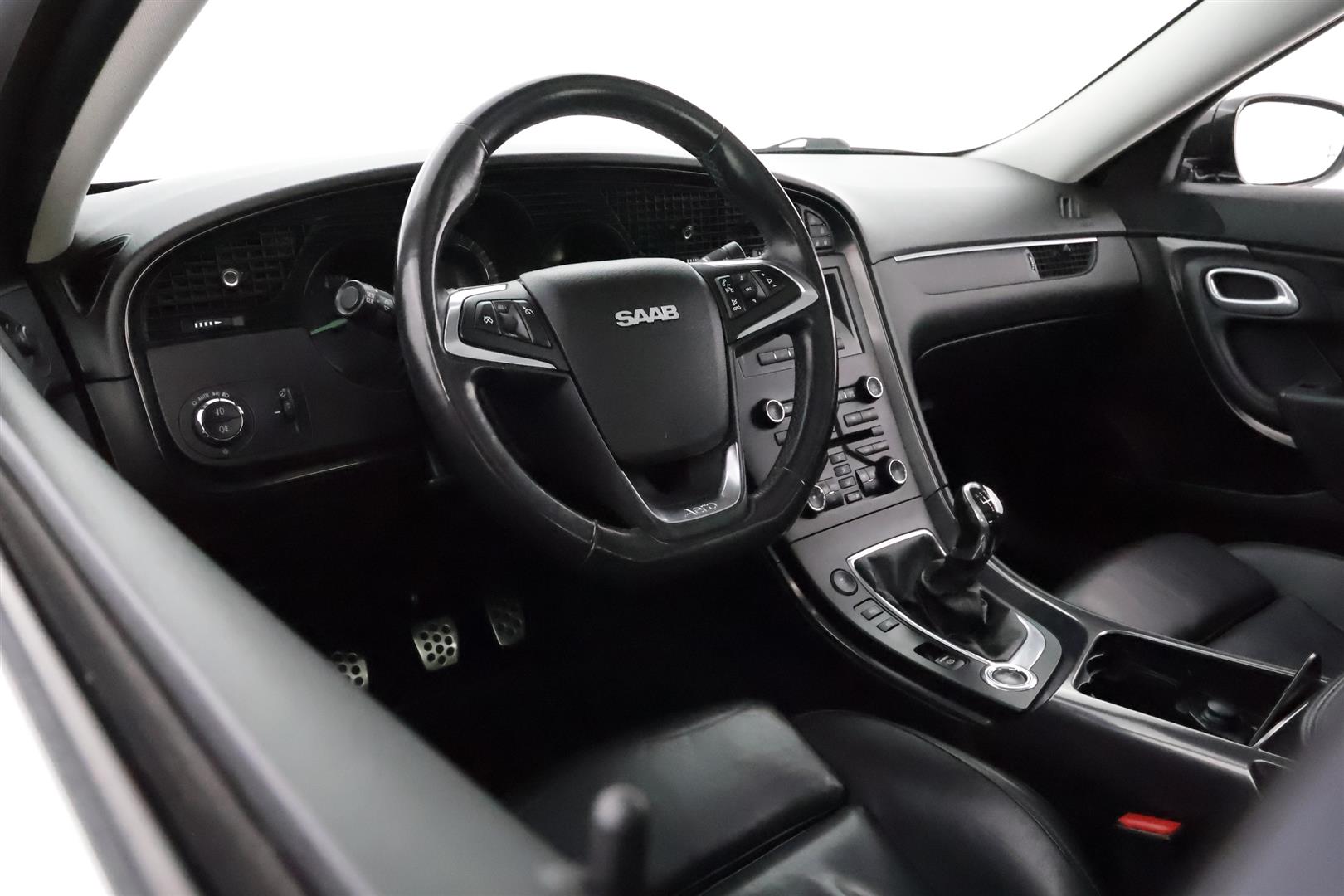 SAAB 9-5 2011