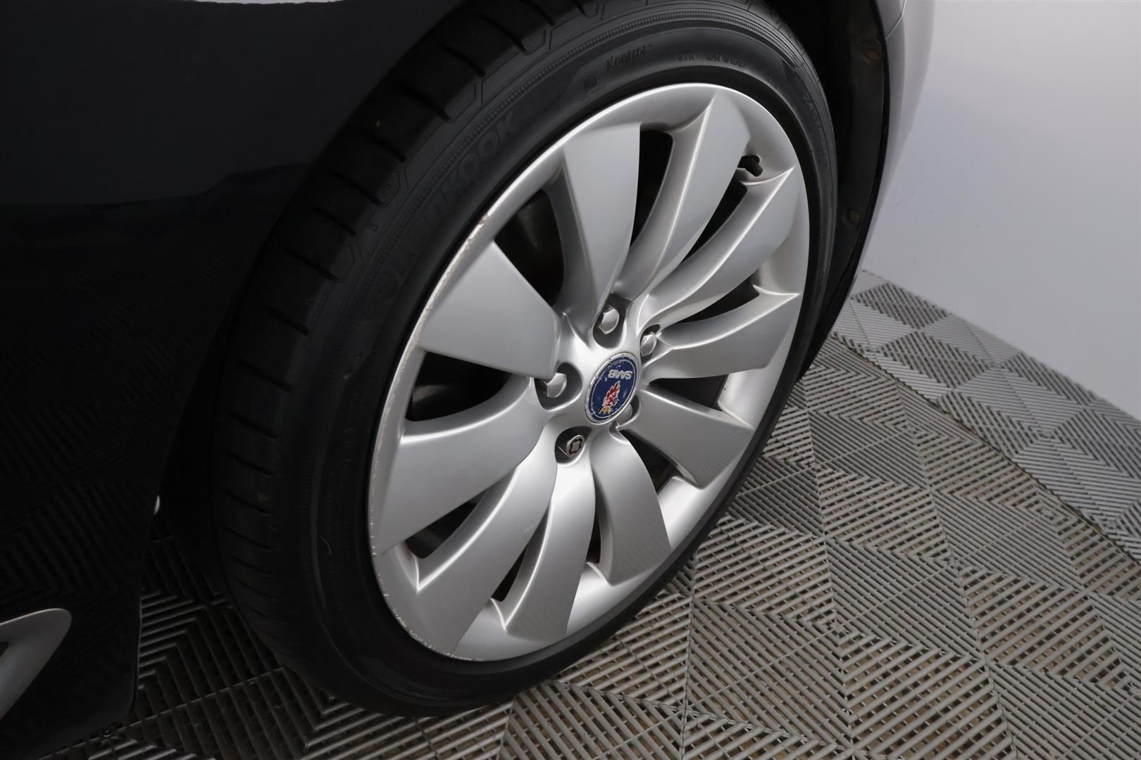 SAAB 9-5 2011