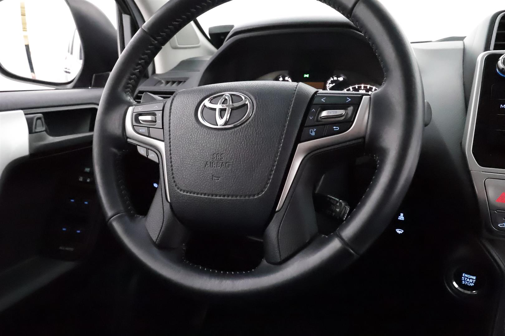 Toyota Land Cruiser 2018