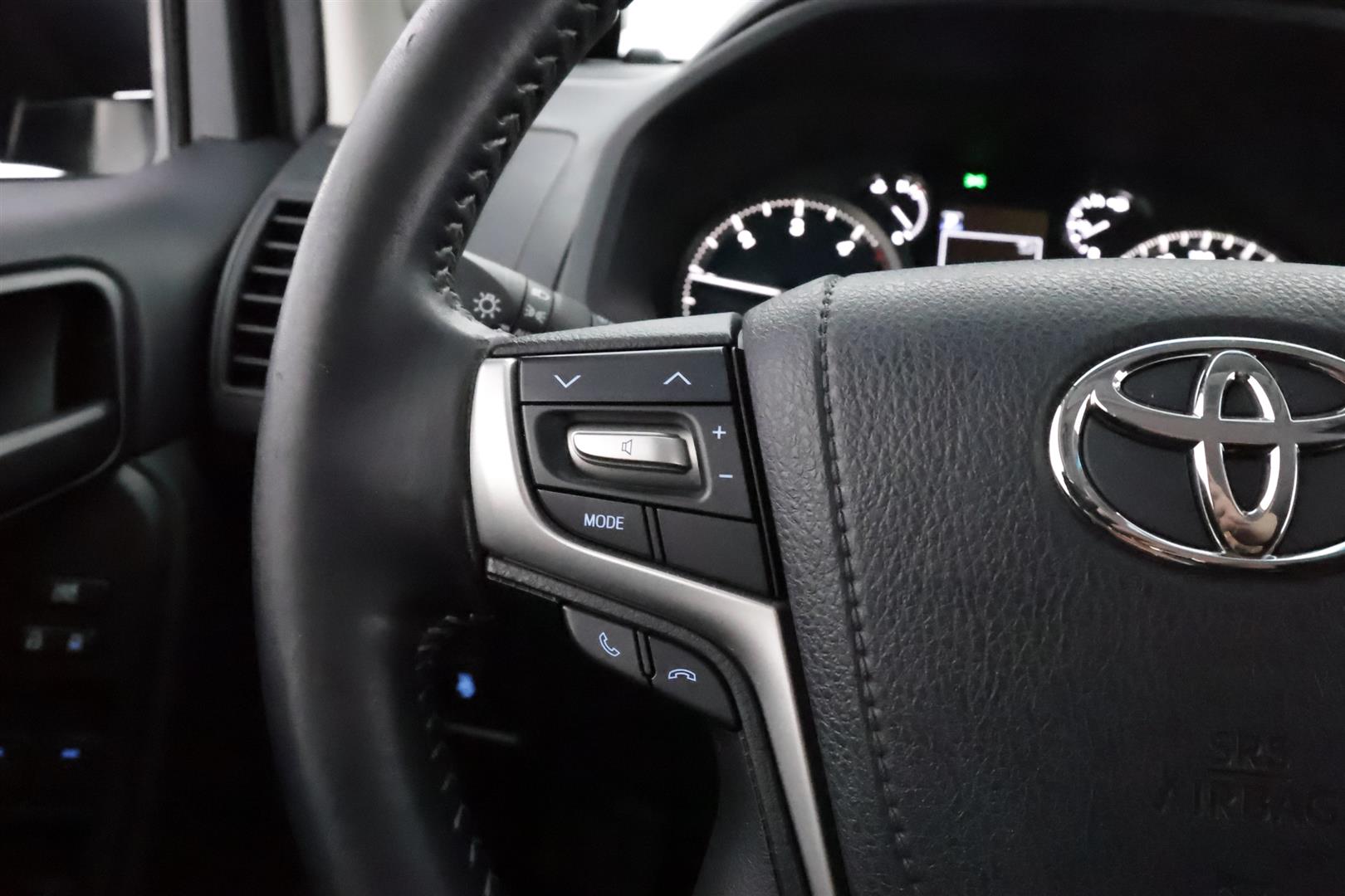 Toyota Land Cruiser 2018