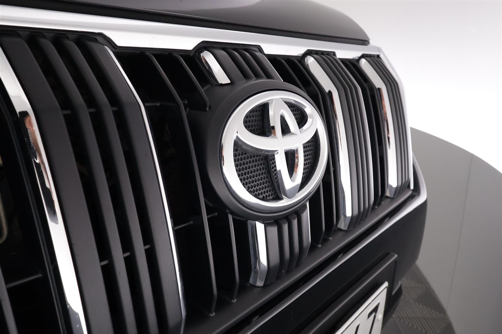 Toyota Land Cruiser 2018