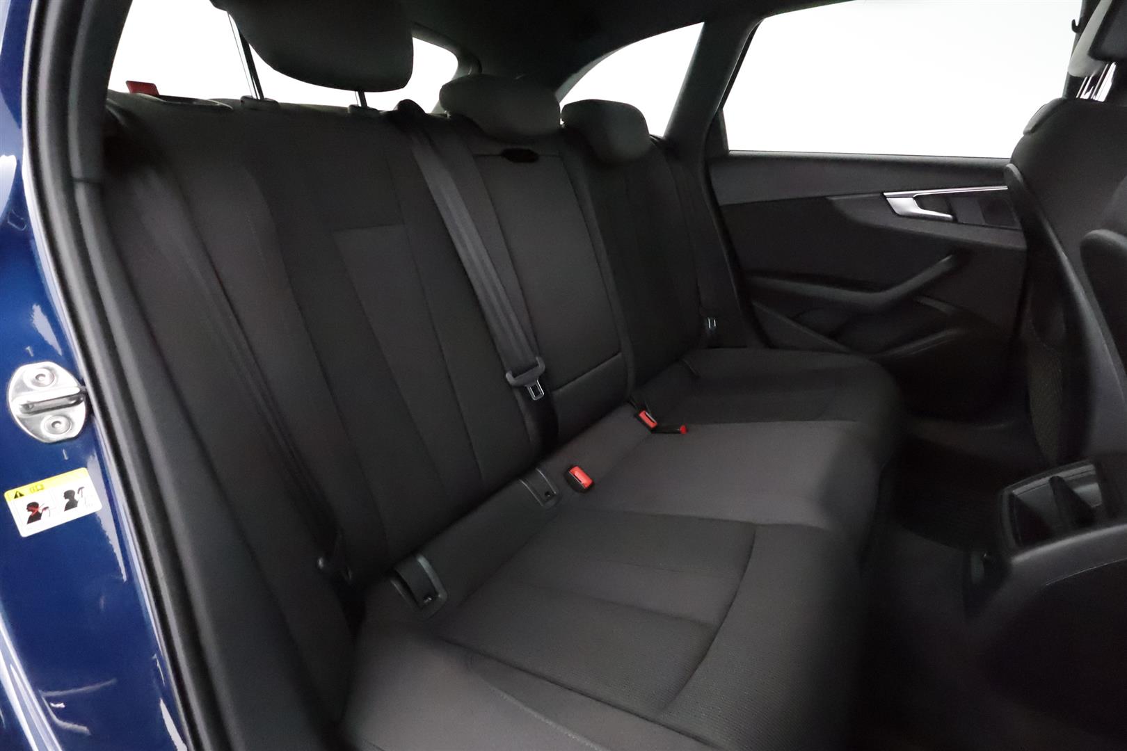 Audi A4 allroad quattro 2016