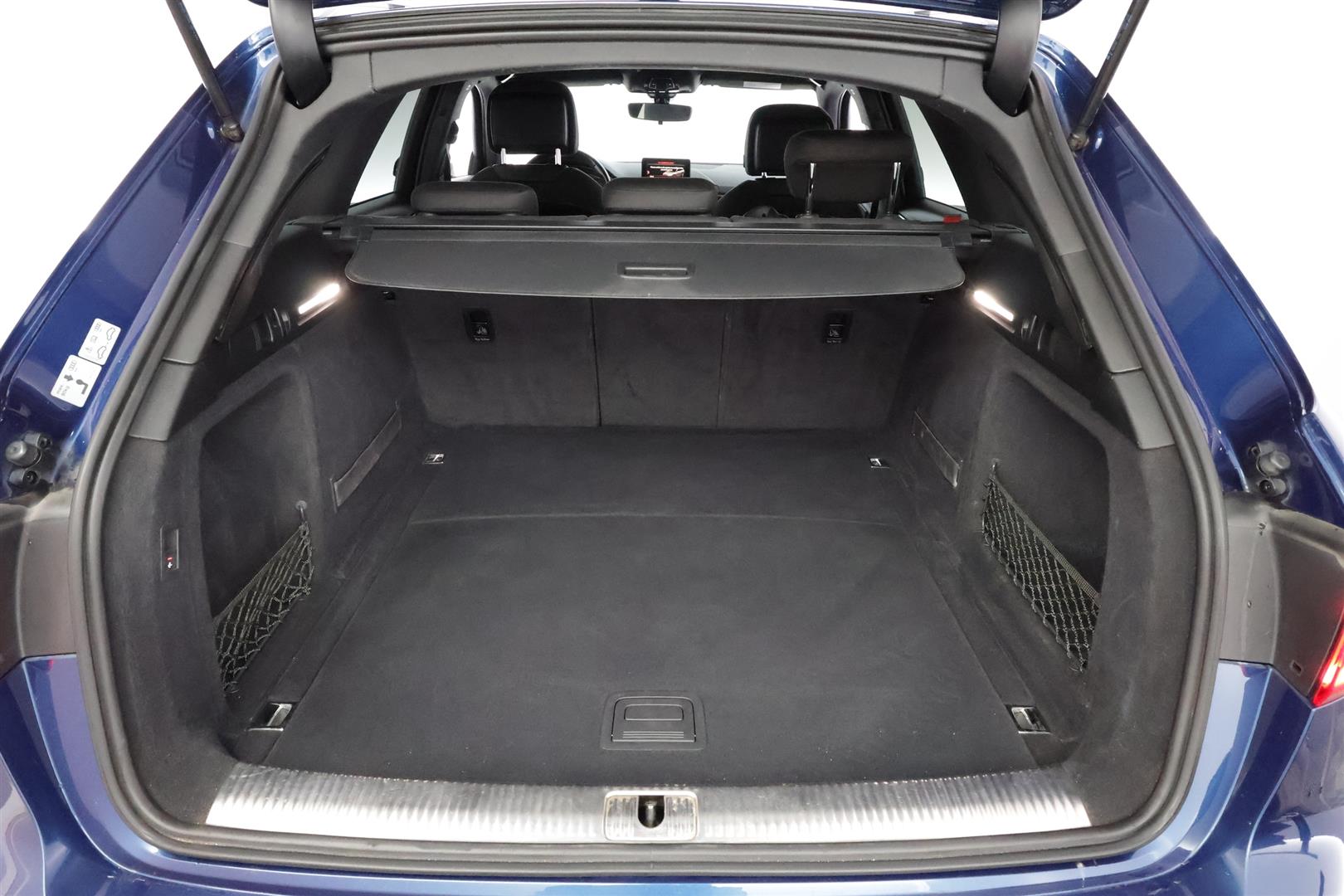 Audi A4 allroad quattro 2016