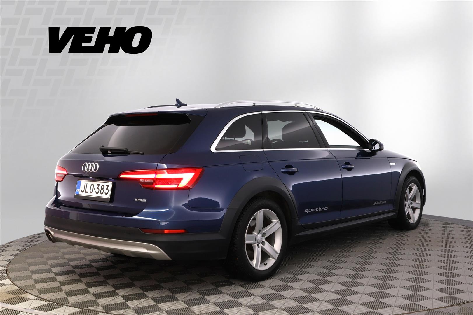 Audi A4 allroad quattro 2016