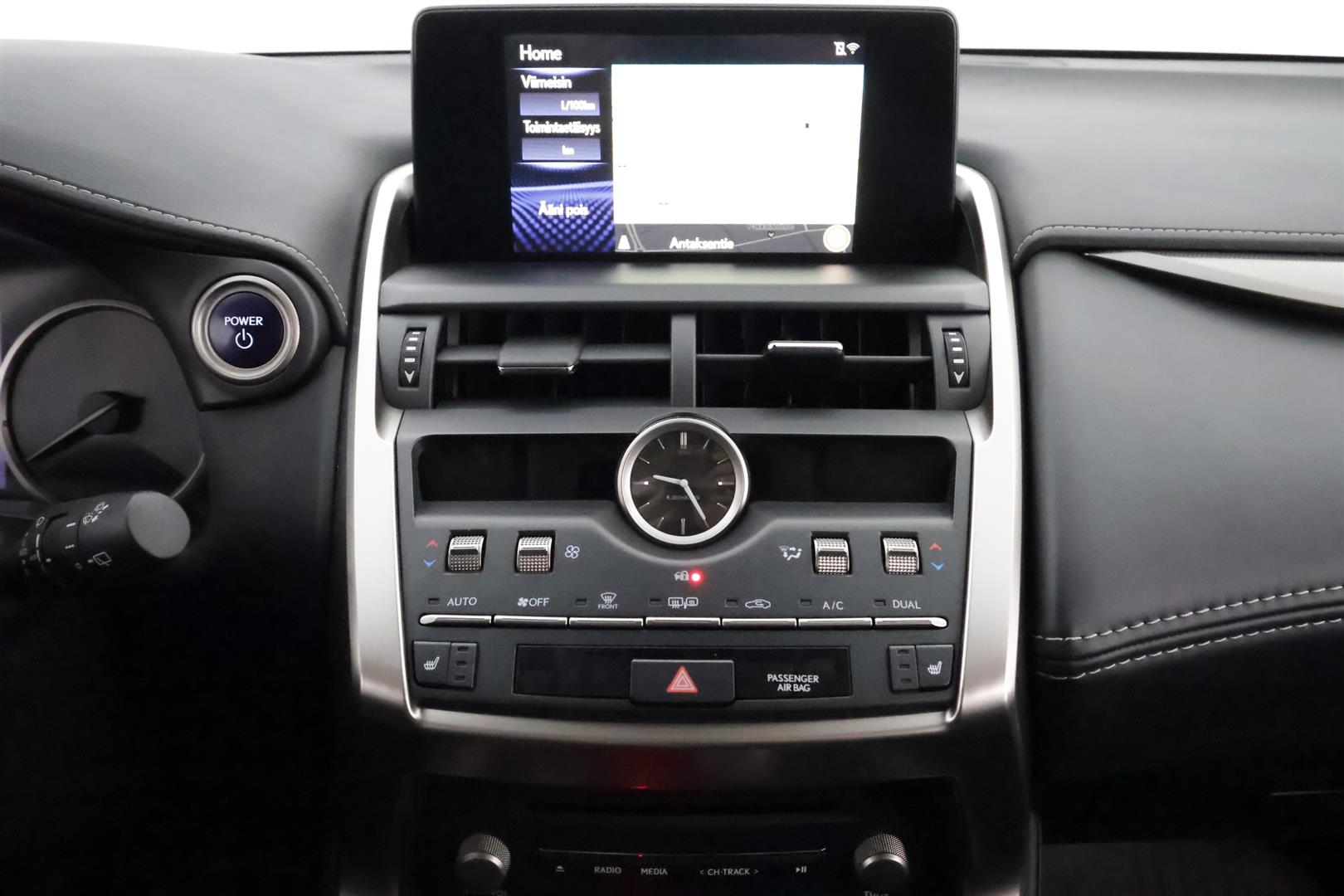 Lexus NX 2020