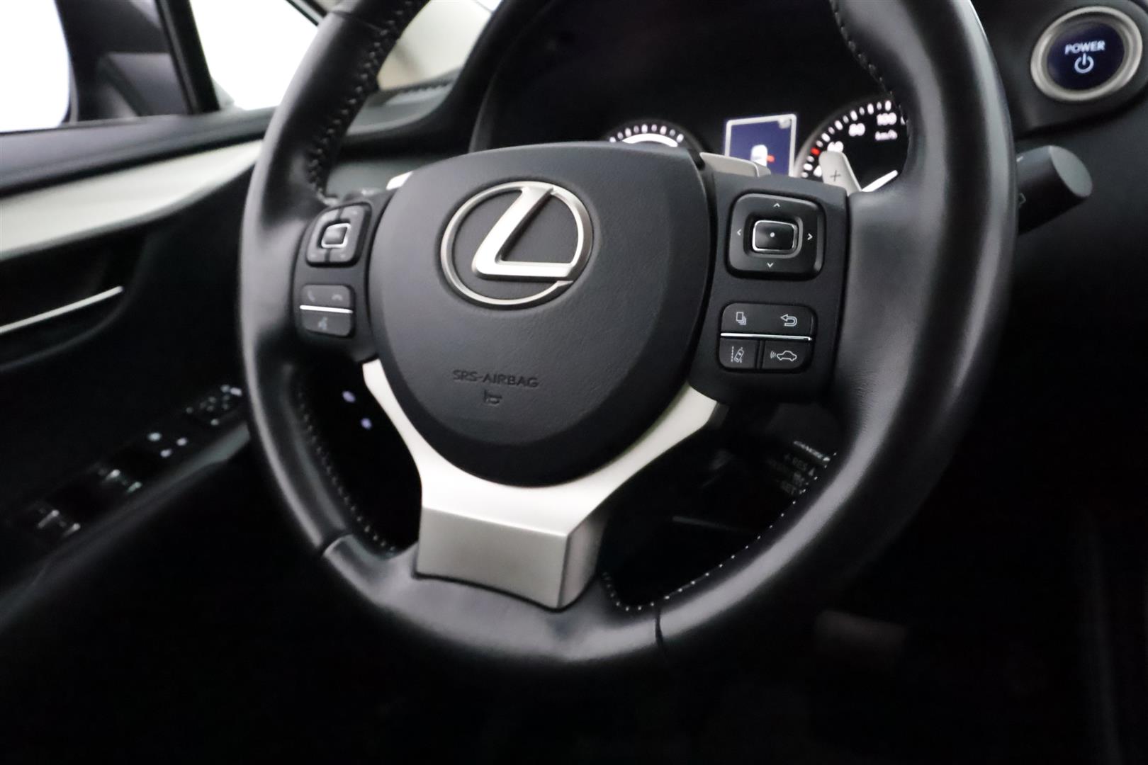 Lexus NX 2020