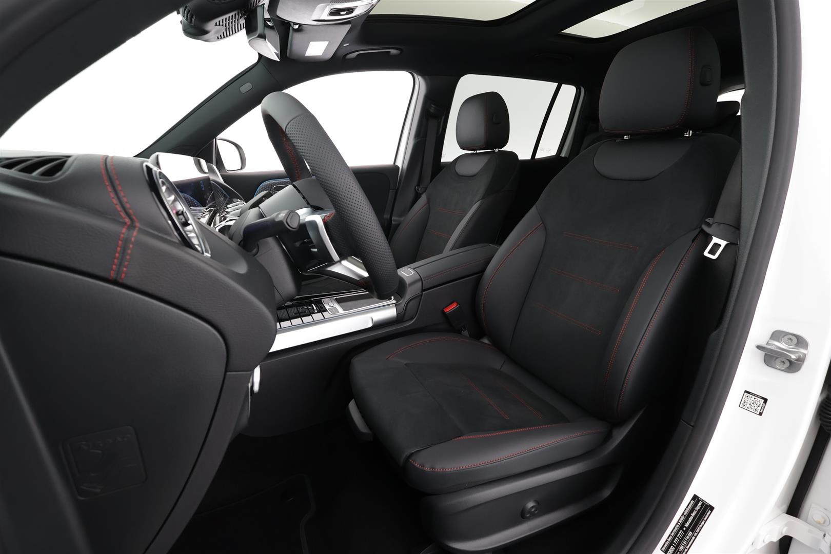 Mercedes-Benz EQB 2025