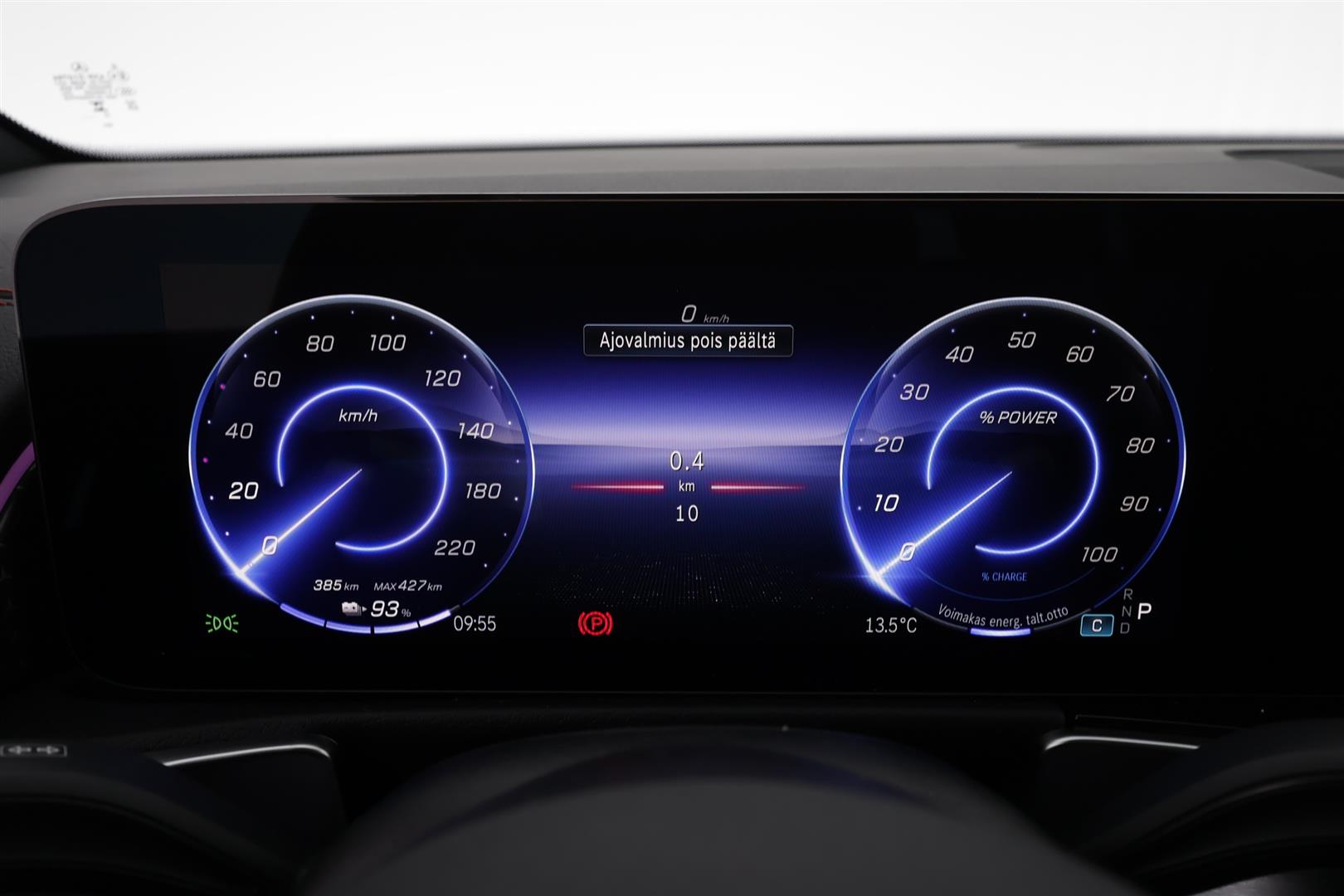 Mercedes-Benz EQB 2025