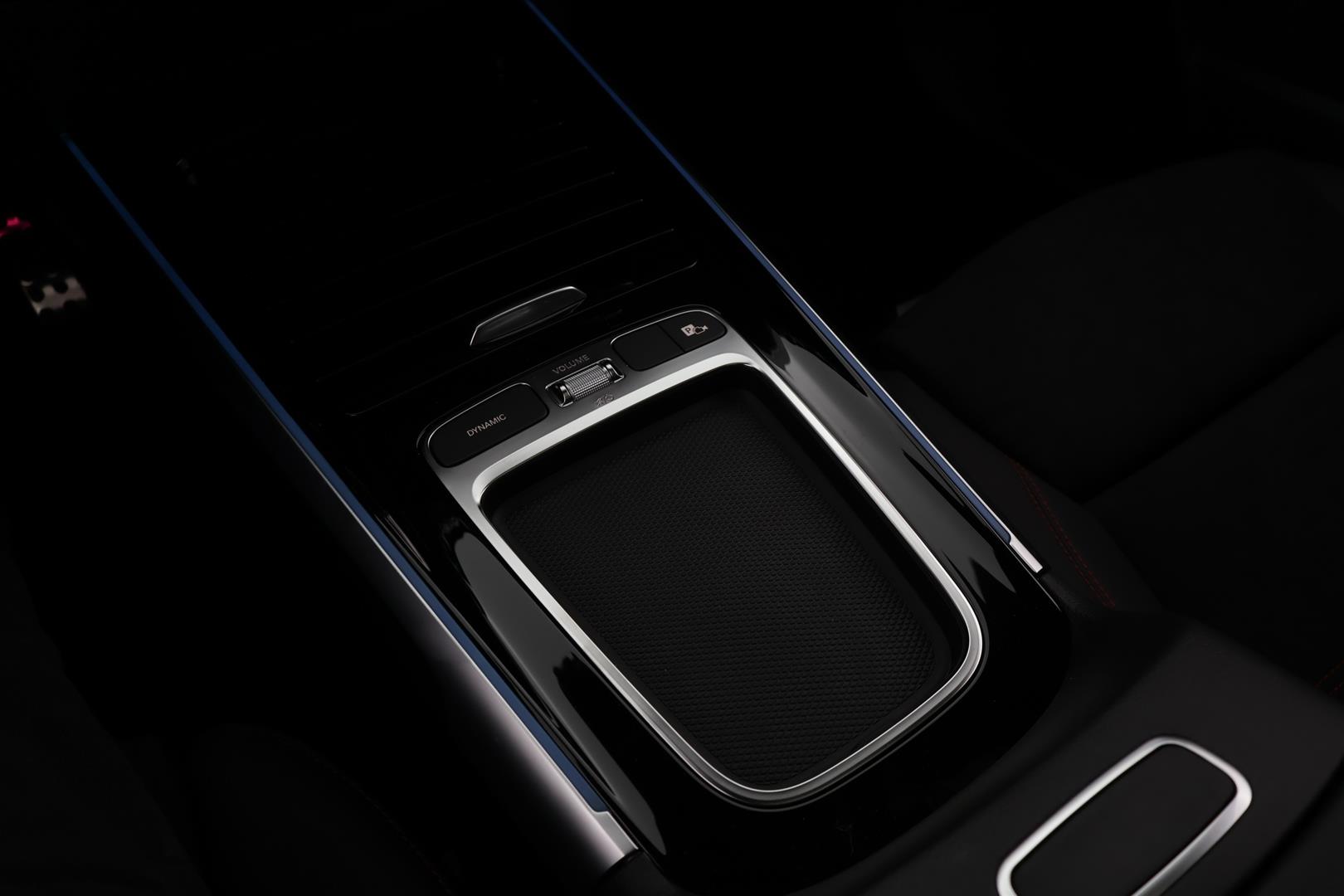 Mercedes-Benz EQB 2025