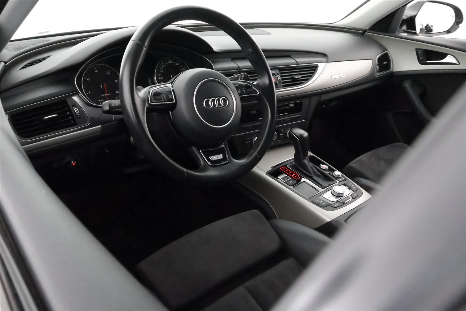Audi A6 allroad quattro 2016