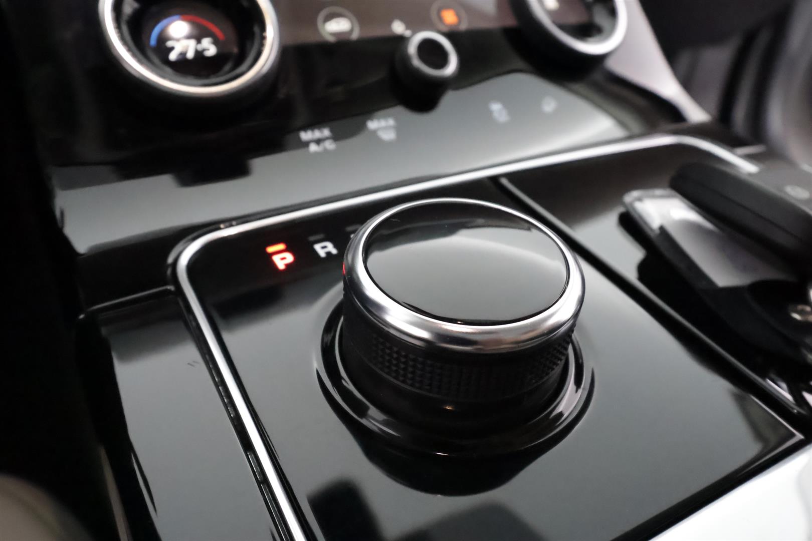 LAND ROVER Range Rover Velar 2019