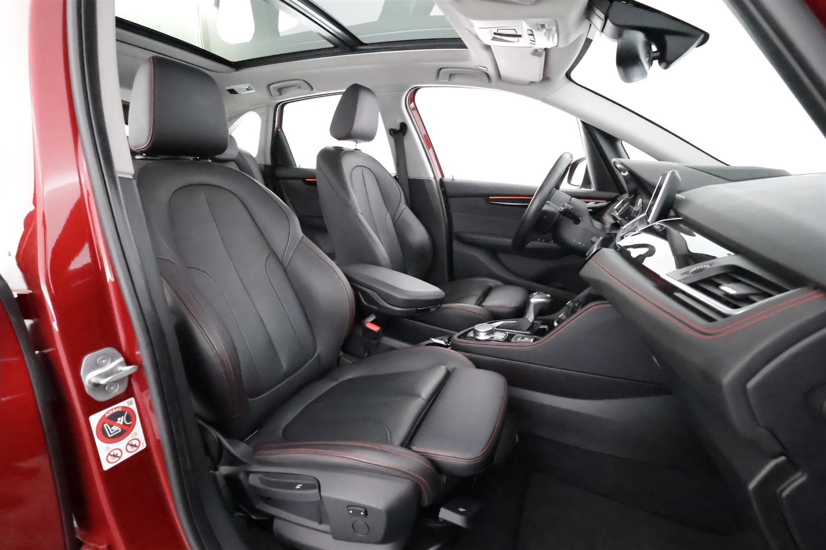 BMW 225 2016