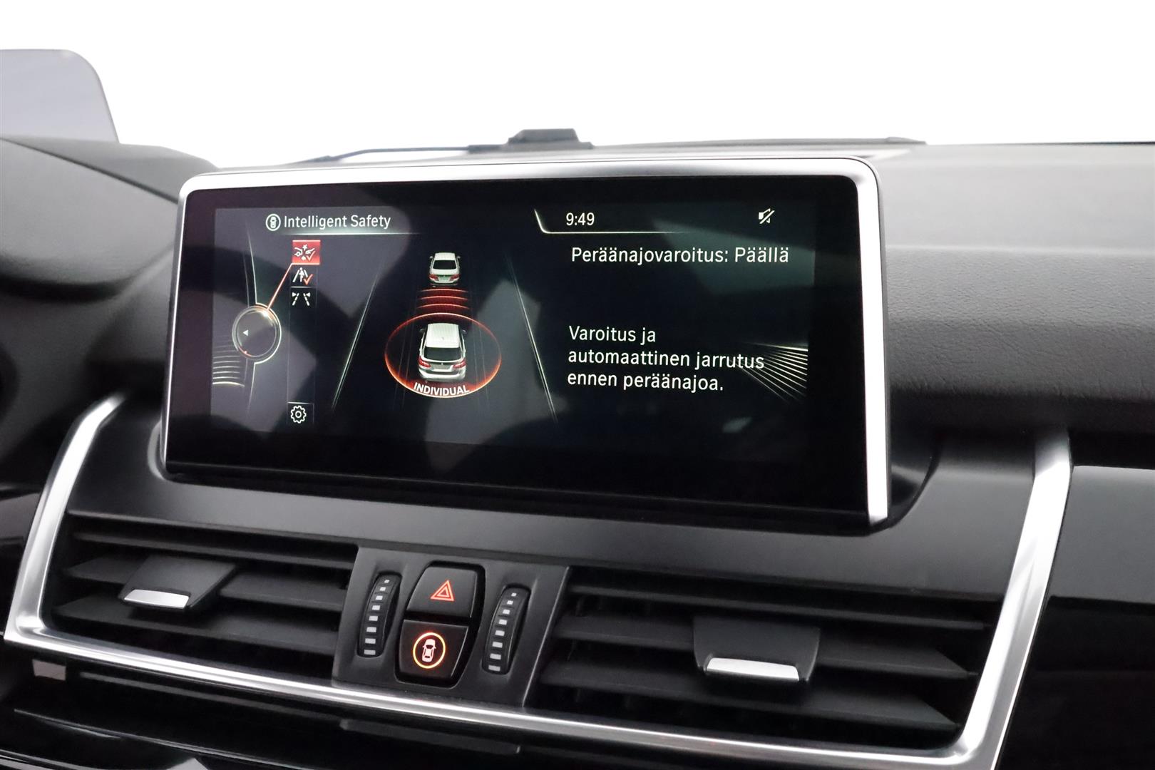 BMW 225 2016