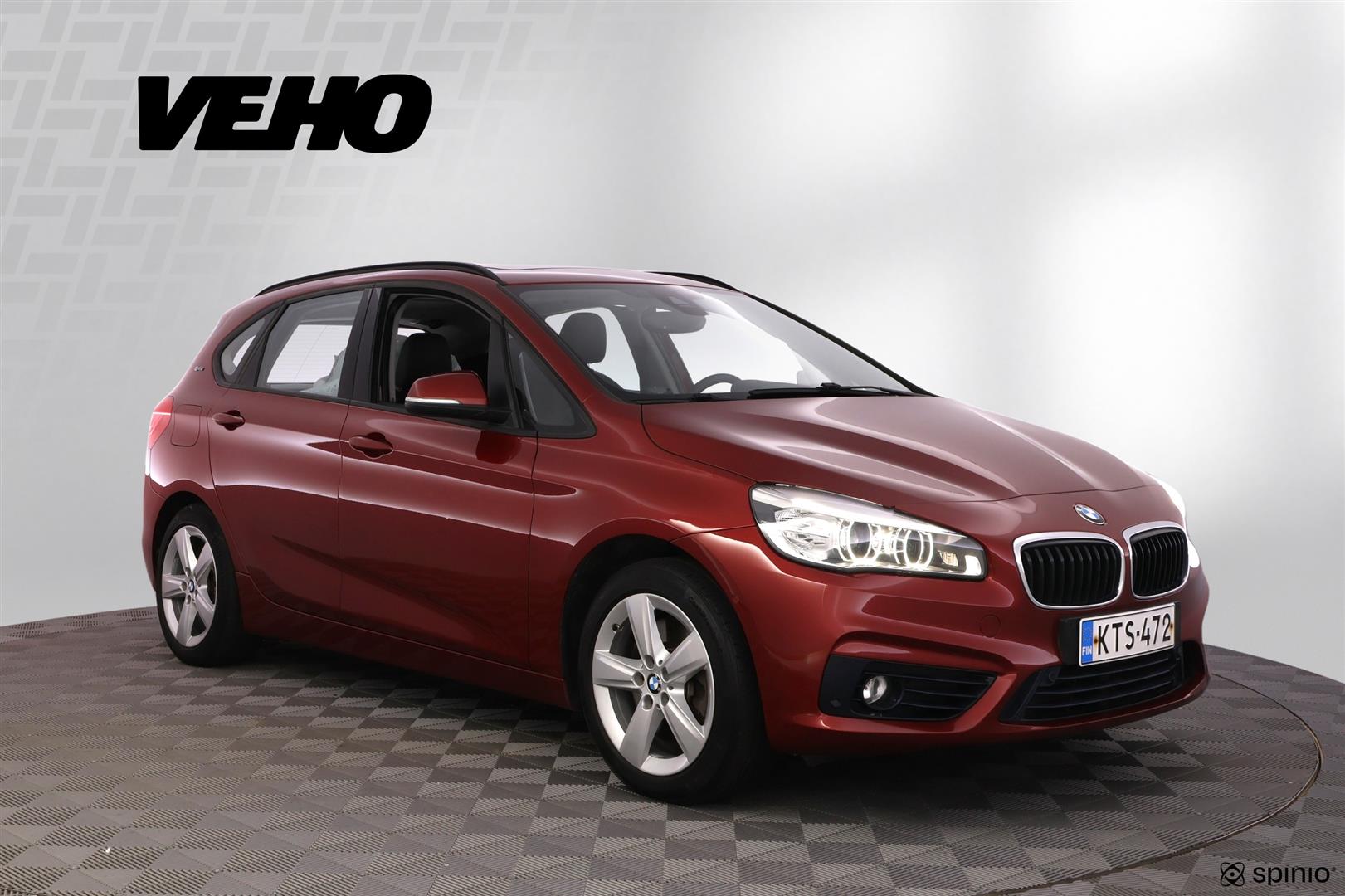BMW 225 2016