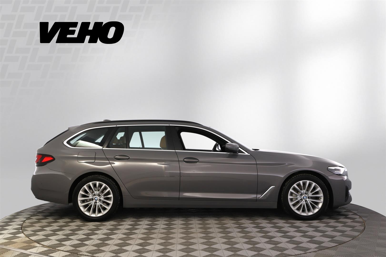 BMW 530 2021