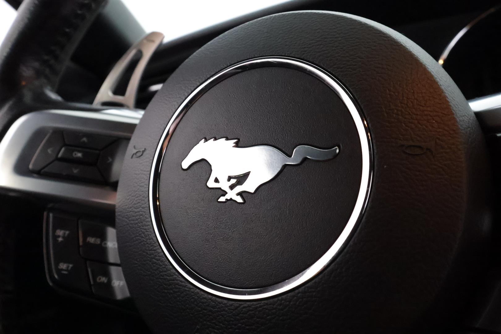 FORD Mustang 2016
