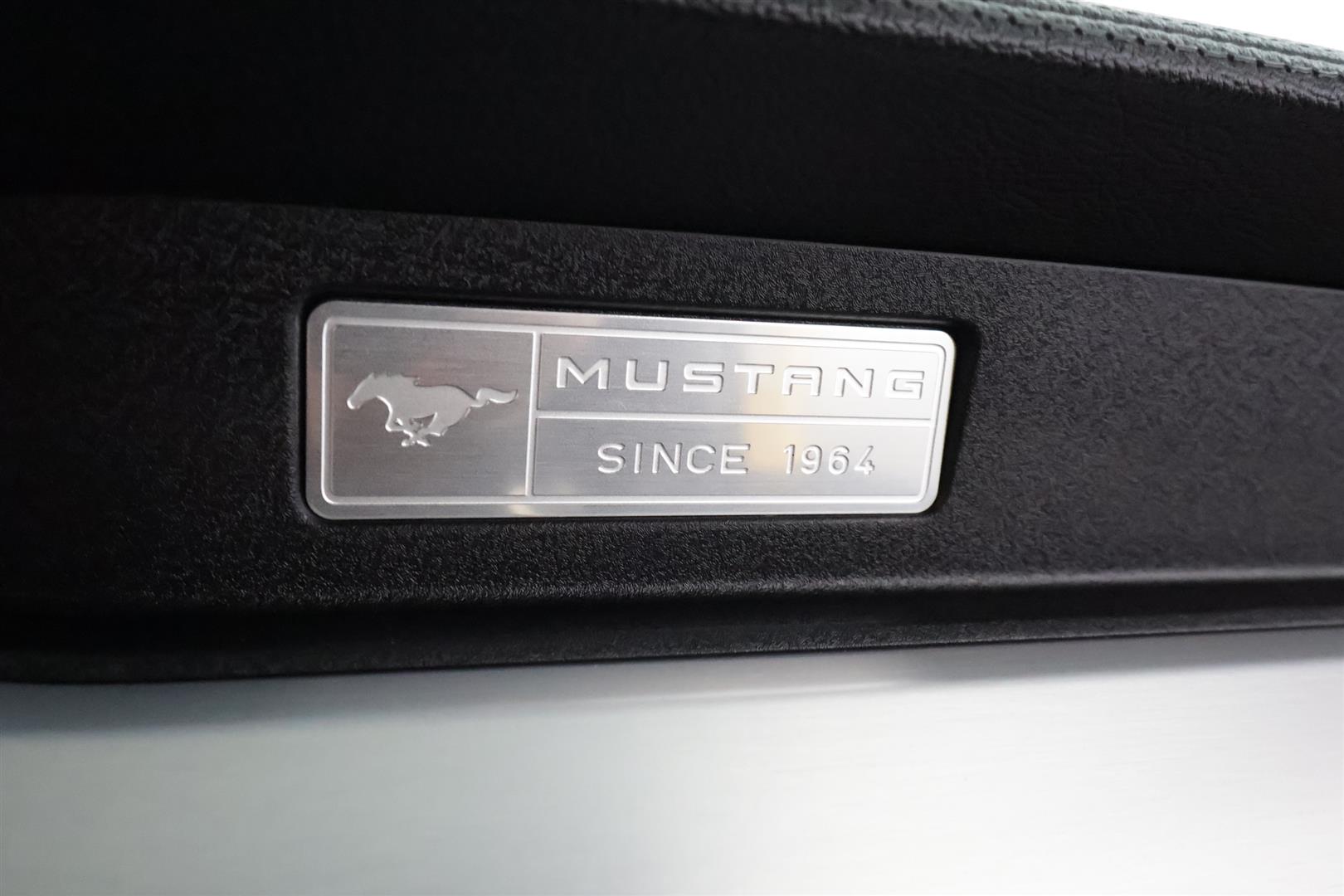 FORD Mustang 2016
