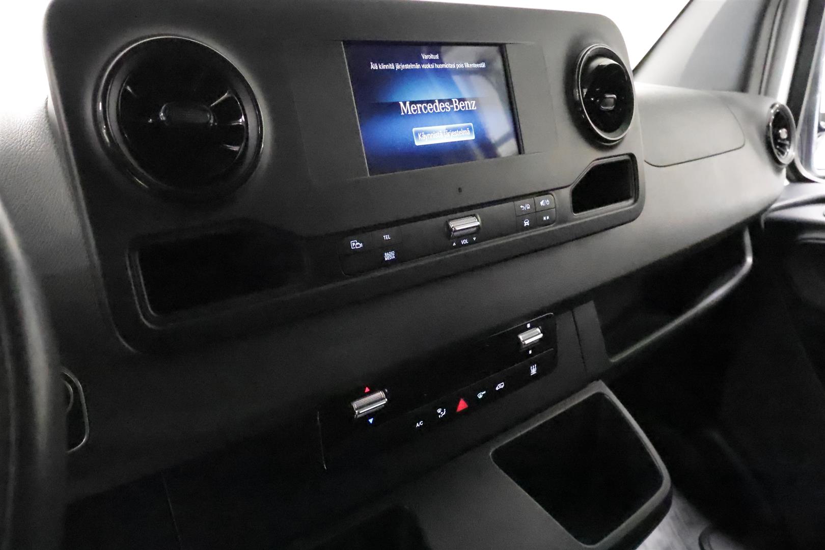 Mercedes-Benz Sprinter 2021