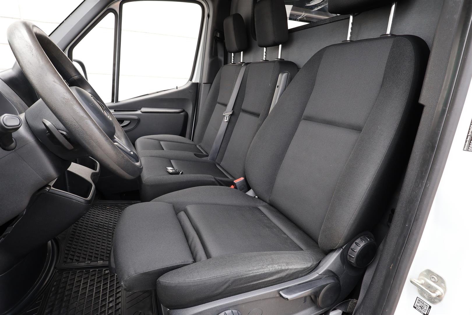 Mercedes-Benz Sprinter 2021
