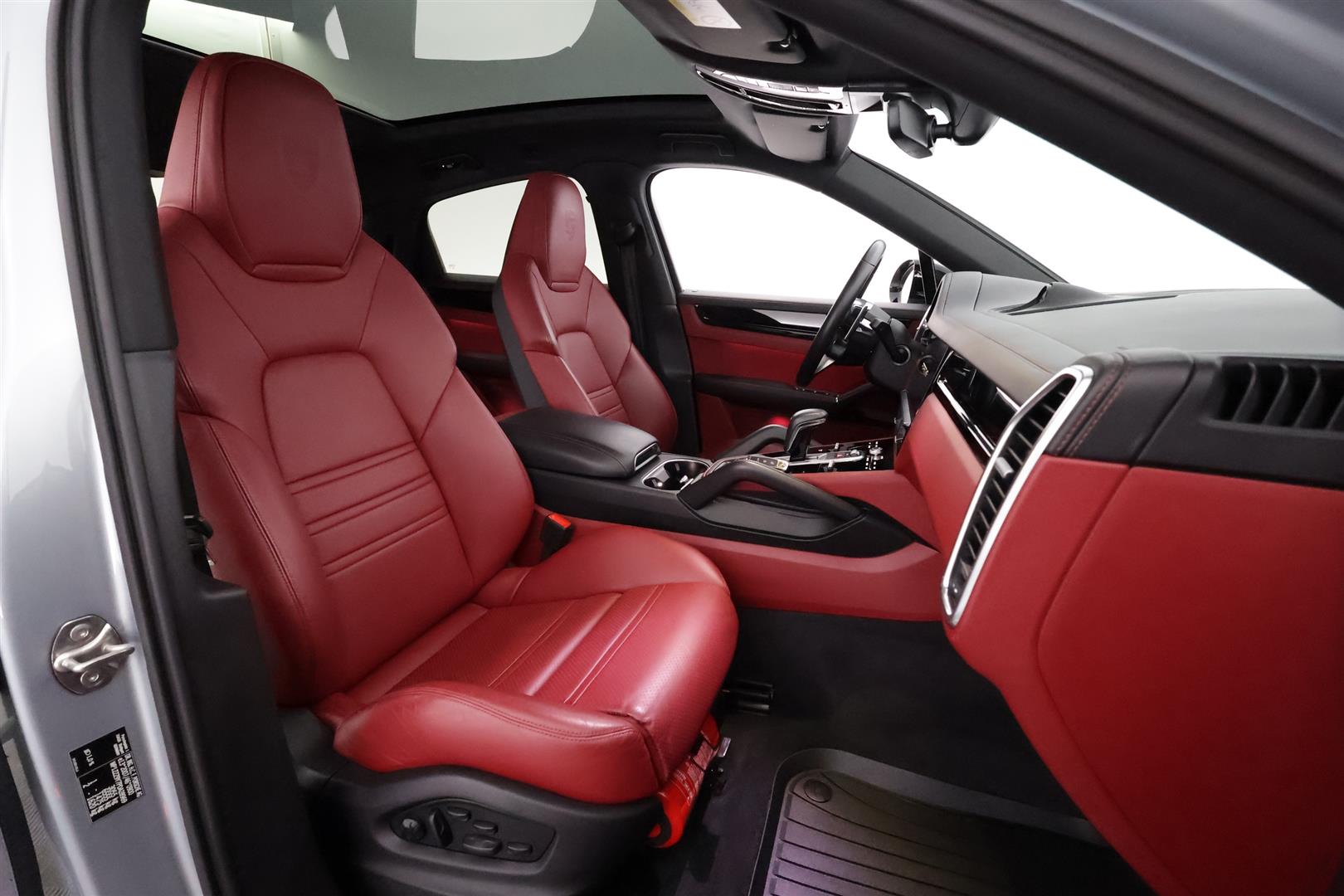 Porsche Cayenne 2023