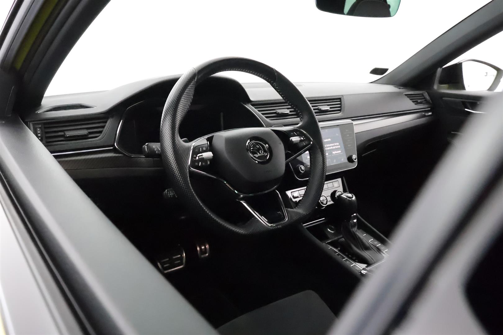 SKODA Superb 2024