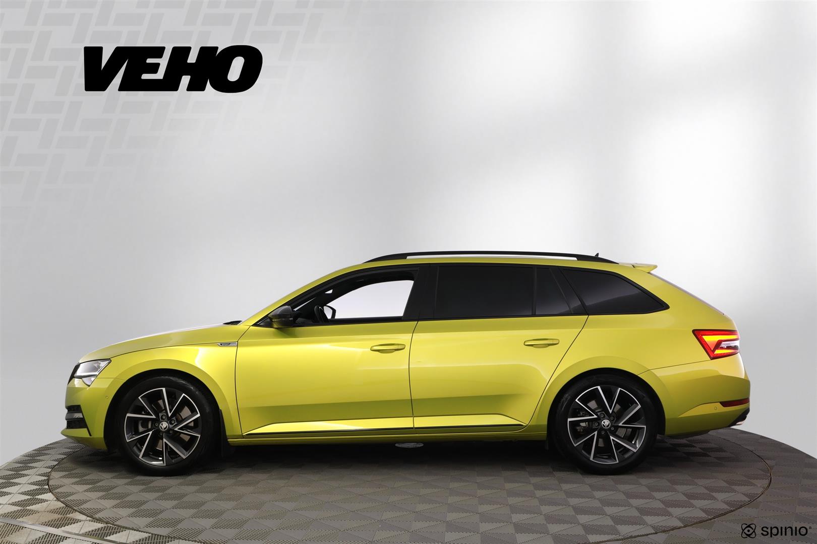 SKODA Superb 2024