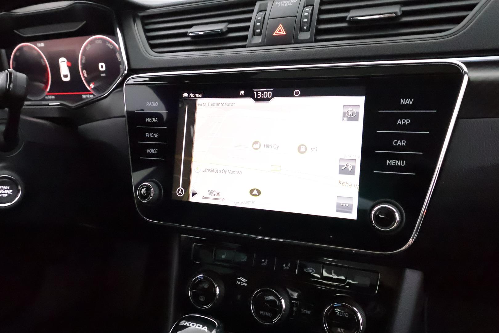 SKODA Superb 2024